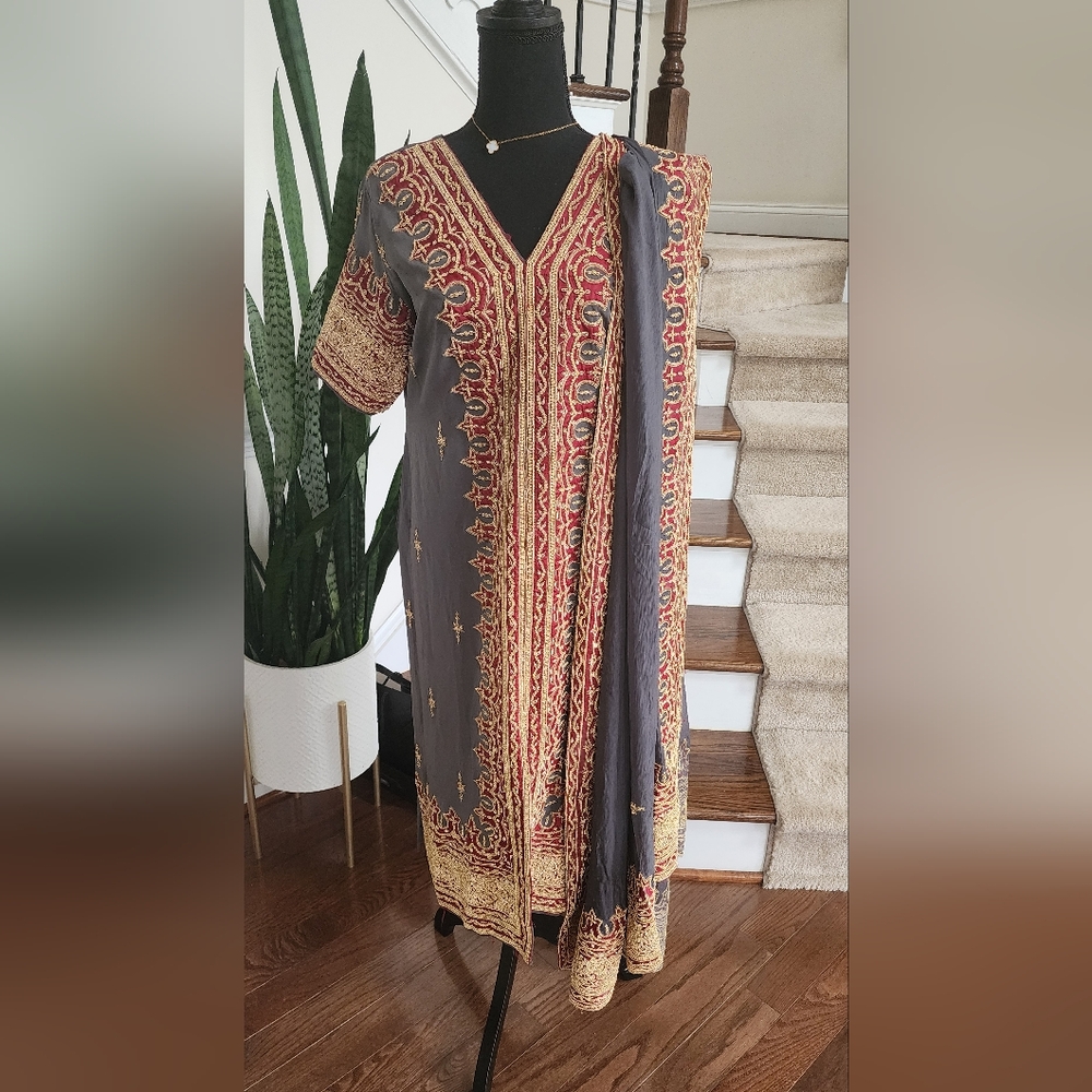 Pakistani bridal 3 piece chooridar set with pure chiffon duppta (gray and red)